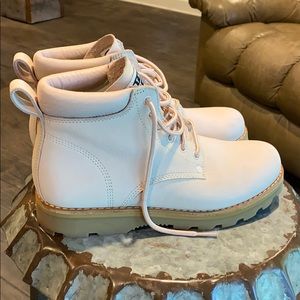 Light pink boots